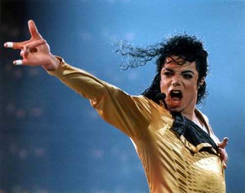 Tatsache: Michael Jackson im Jahr 2009 - angeblich aufgrund eines Fehlers seines Arztes