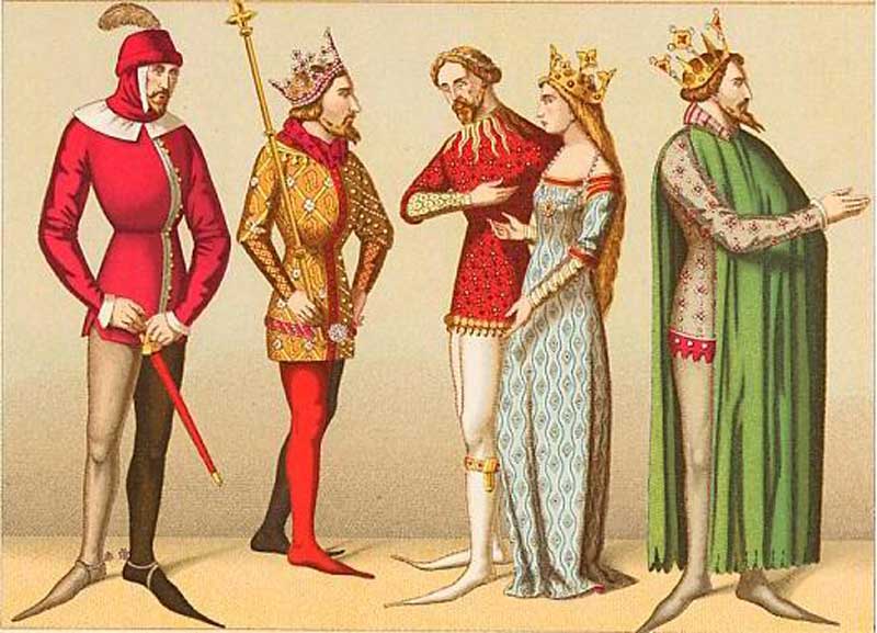 Curiosità: nel Medioevo, gli abiti della nobiltà erano tipicamente aderenti.